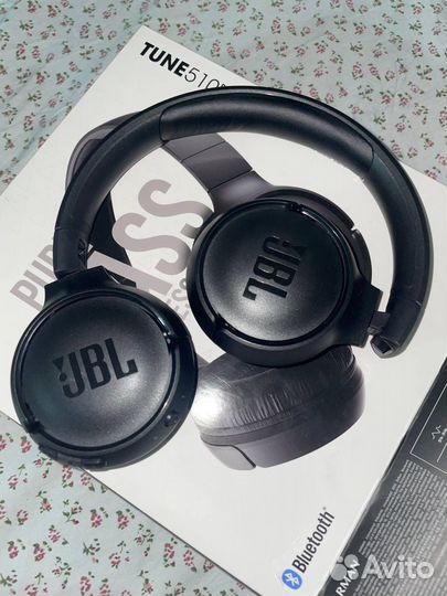 Наушники JBL