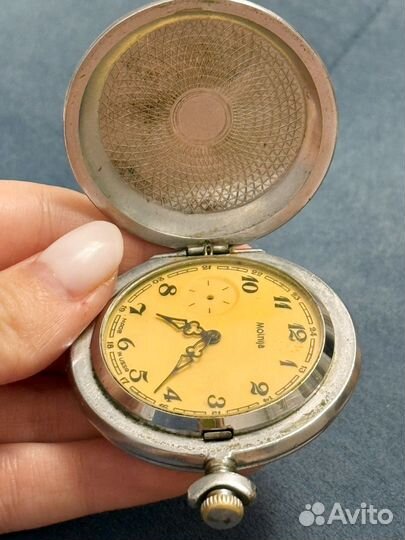Часы Молния Глухарь карманные