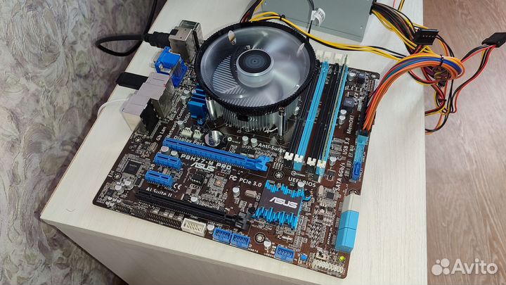 Материнская плата asus P8H77-M PRO