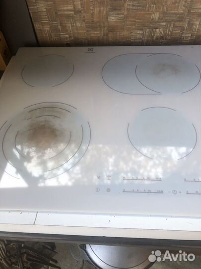 Духовой шкаф и варочная Электролюкс