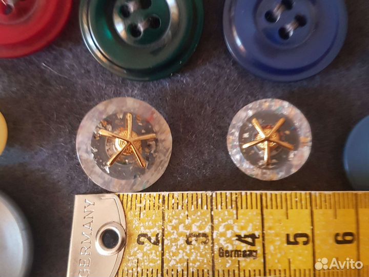 Пуговицы