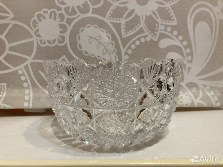 Хрустальные вазы, креманки