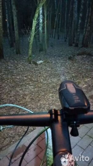 Передний велофонарь