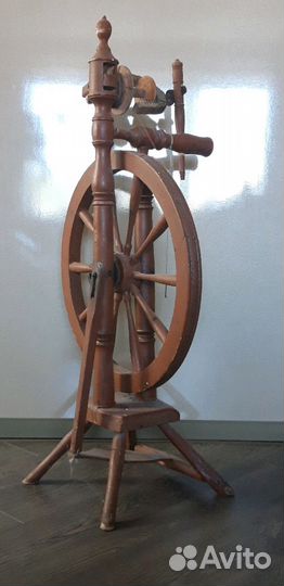 Прялка ножная с колесом