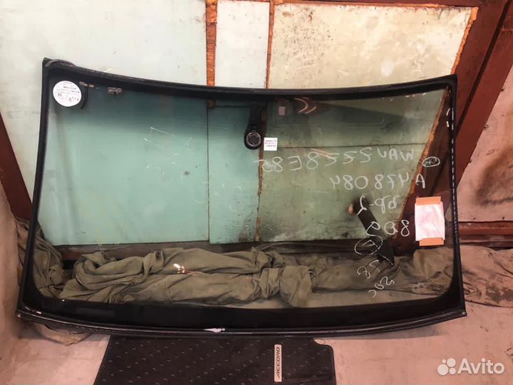 Лобовое стекло Audi A4 B6