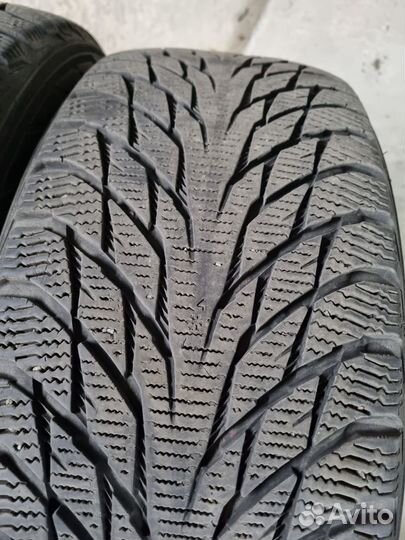 Nokian Tyres Hakkapeliitta R2 215/55 R17