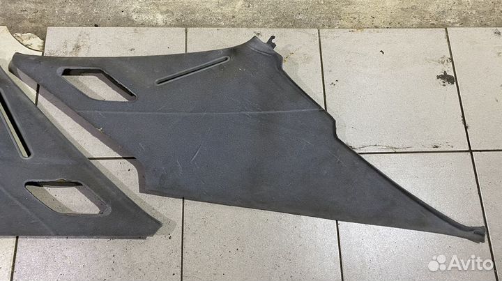 Обшивки стоек задние Mercedes Benz W140
