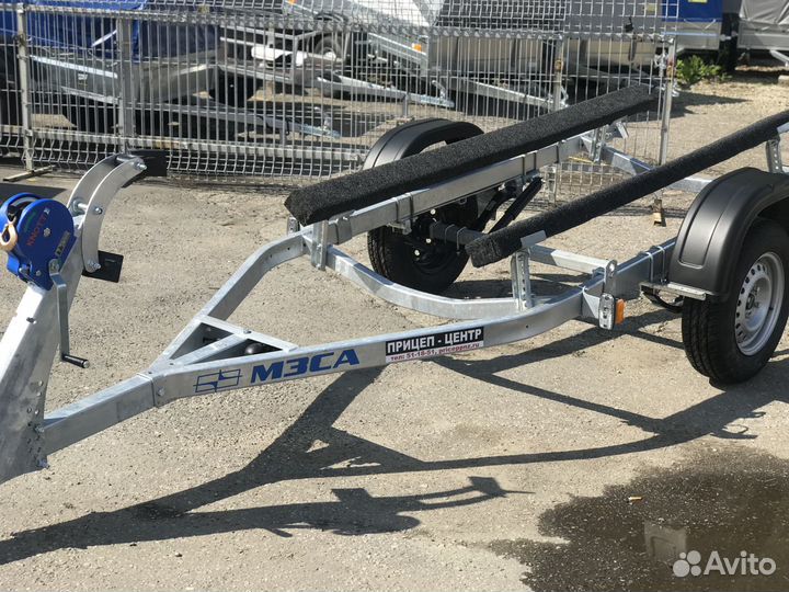 Прицеп для лодок/гидроциклов для легкового авто