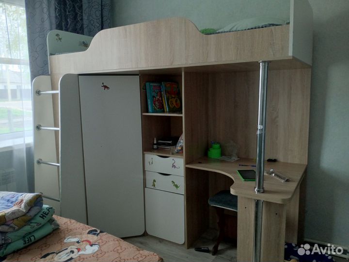 Двухъярусная кровать бу