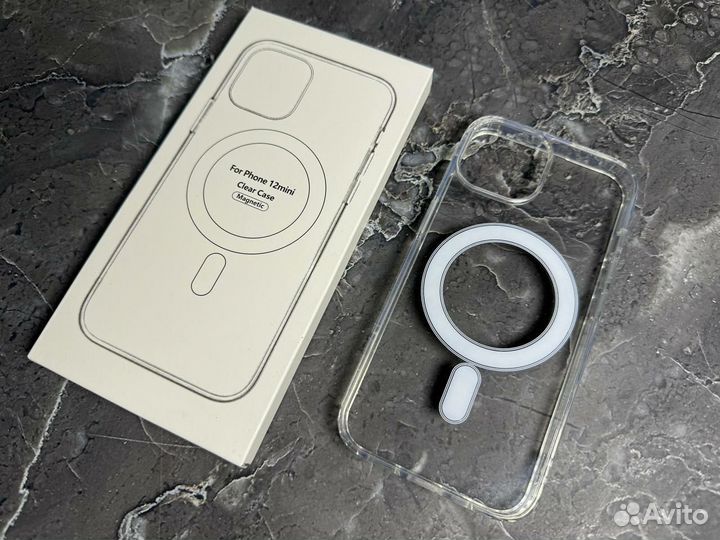 Чехол на iPhone 12 mini с magsafe новый