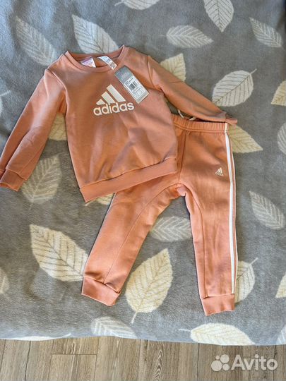 Костюм adidas новый