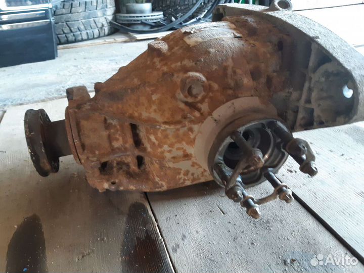 Редуктор задний BMW e39 3.38