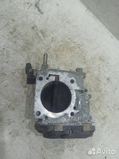 Дроссельная заслонка