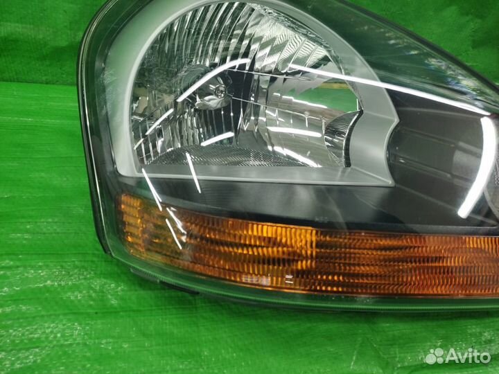 Фары Hyundai Tucson 2004-2009