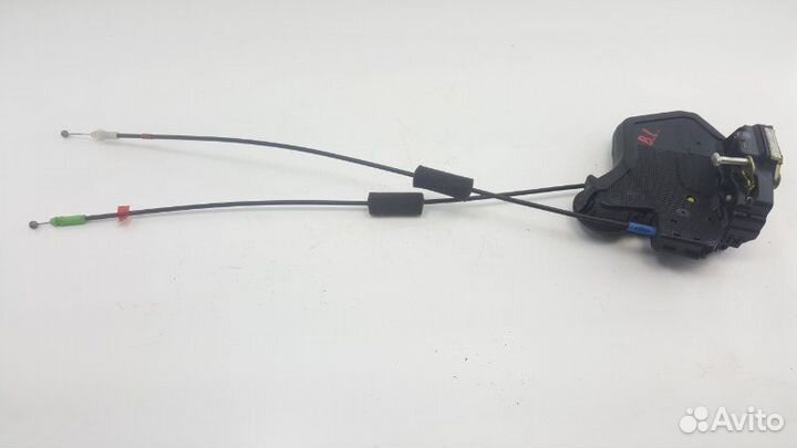 Замок двери задний левый Toyota Mark X GRX120