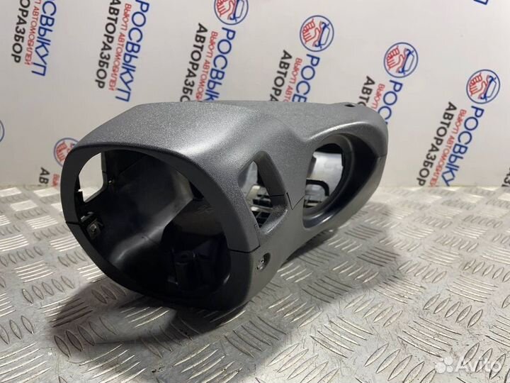 Кожух рулевой колонки Лада Гранта I (2011–2018)