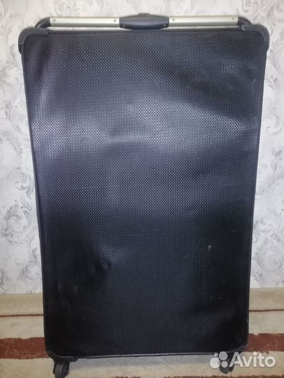Чемодан на колесах бу