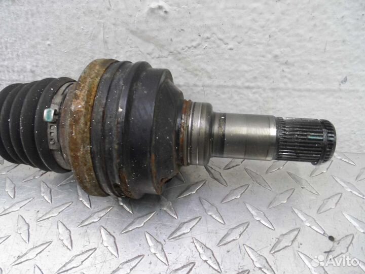 Полуось задняя левая Audi Q7 4L 7L8501201