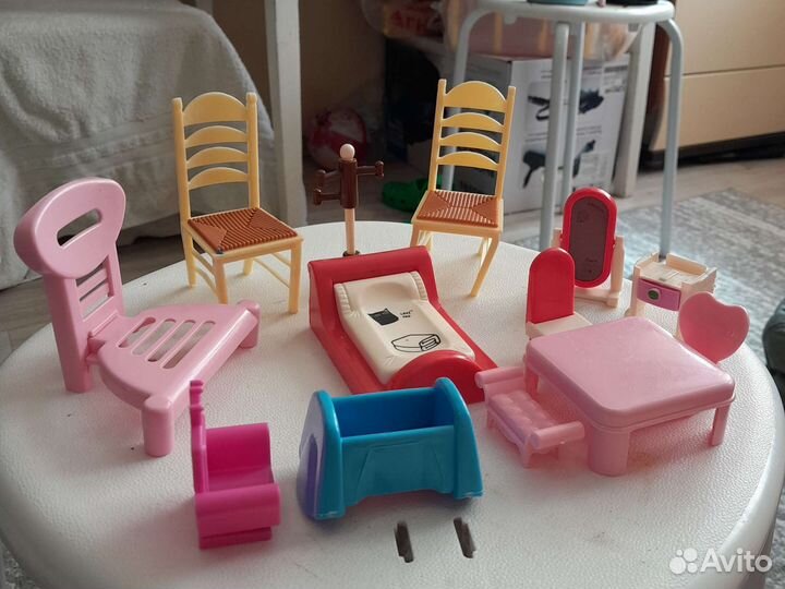 Игрушечная мебель
