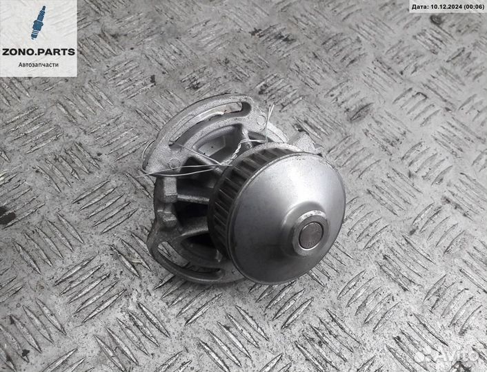 Насос водяной охлаждения ABU на Volkswagen Golf-3
