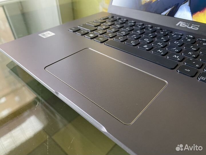 Asus Laptop 14 / Core i3 10th gen / 8Gb / NVMe