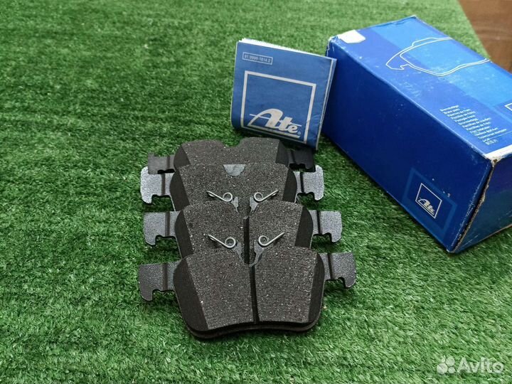 Колодки задние Volvo S90 II V90 II (2016+)