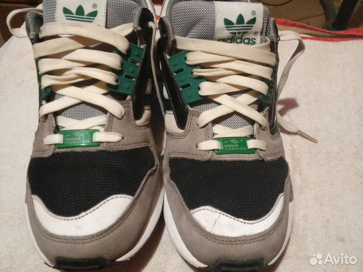 Adidas мужские кроссовки 42 р