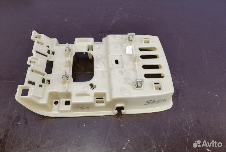 Кронштейн плафона потолка Renault Arkana