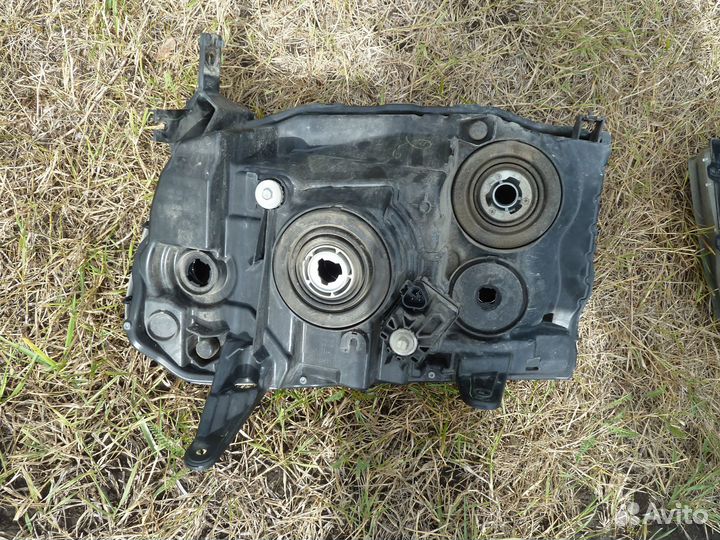 Фара правая Хонда Пилот 2