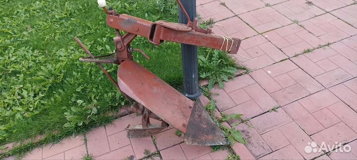 Плуг к мотоблоку