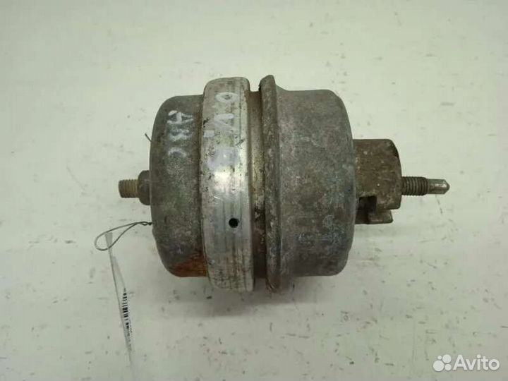 Подушка, крепление на opel vectra b 1.8