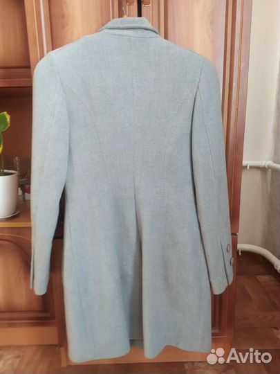 Продам женское пальто