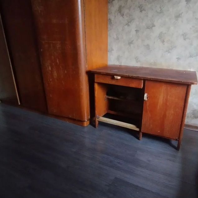 Комната в 3-к., 3/9 эт.
