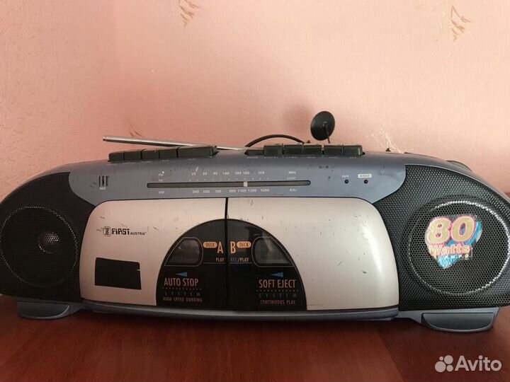 Ретро магнитофон