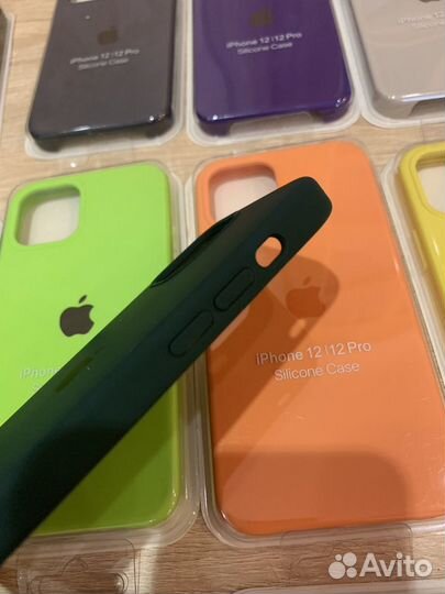 Чехлы iPhone 12/12Pro