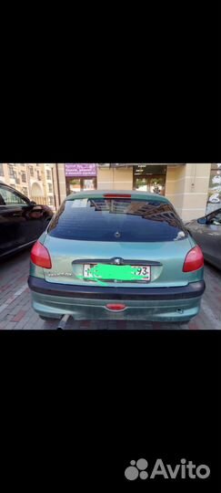 Пежо 206 в разборе