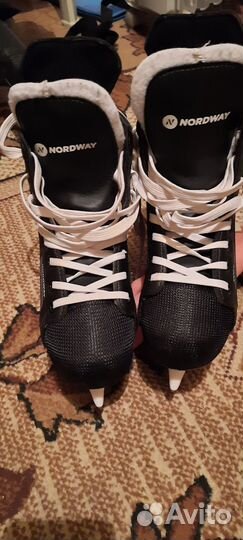 Коньки хоккейные 34 размер