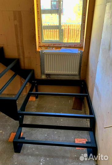 Перила деревянные для лестниц