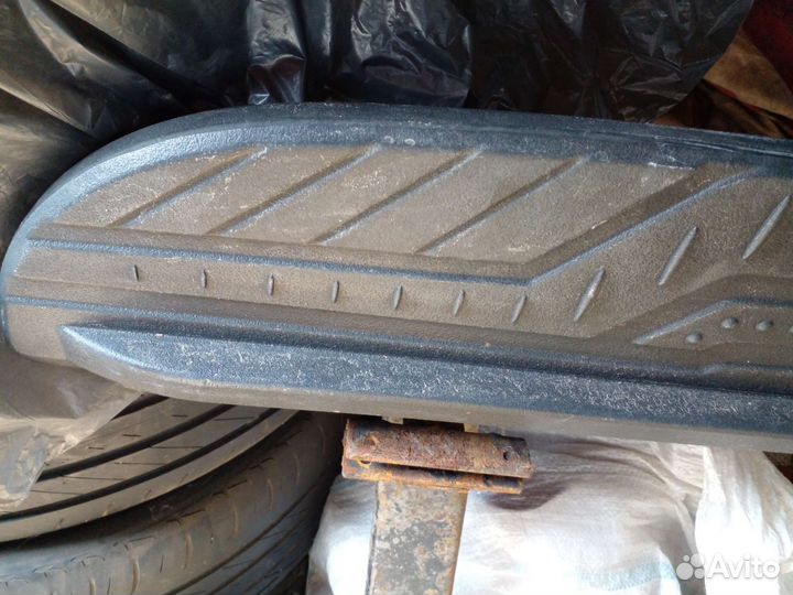 Пороги подножки Сантафе 2