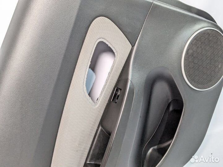 Обшивка двери задняя левая Chevrolet Cruze седан