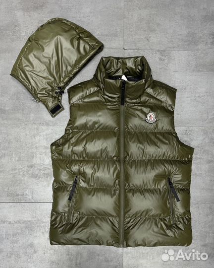 Мужской жилет moncler