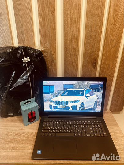Ноутбук Lenovo полный комплект