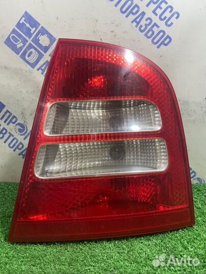 Фонарь задний правый Skoda Octavia седан 1.4 BCA