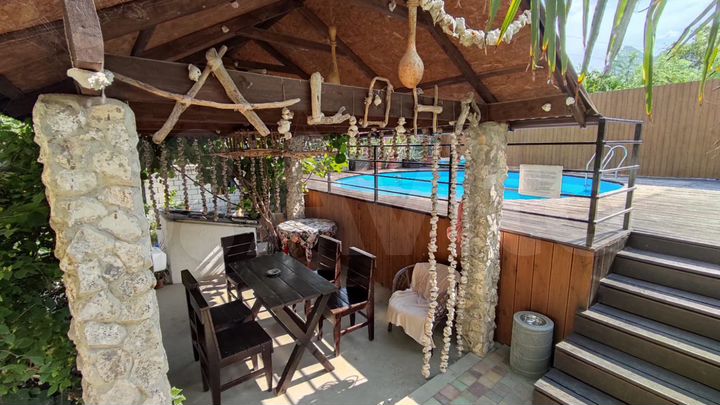 Комната 20 м² в 1-к., 1/3 эт.