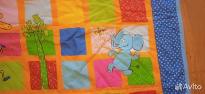 Развивающий коврик taf toys