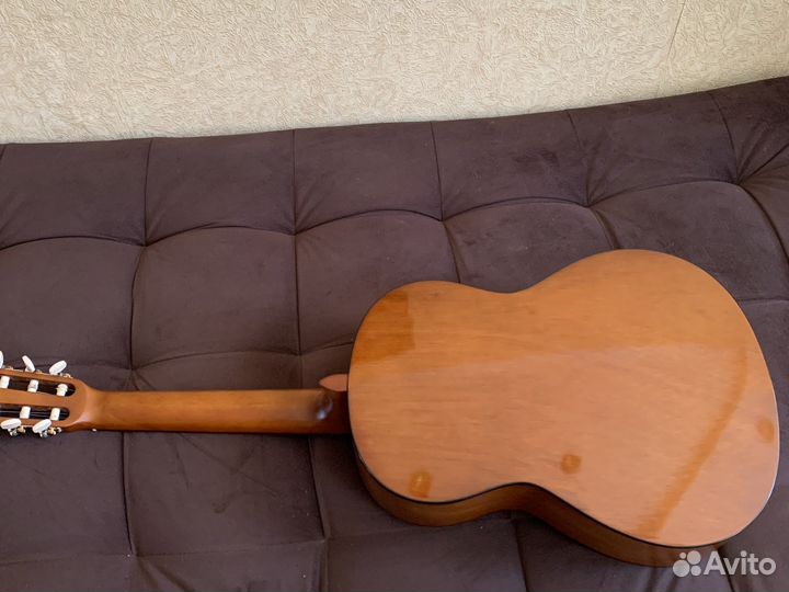 Гитара Yamaha c40