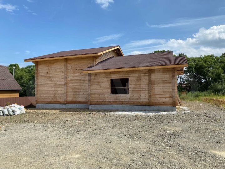 Дом 283 м² на участке 17 сот.