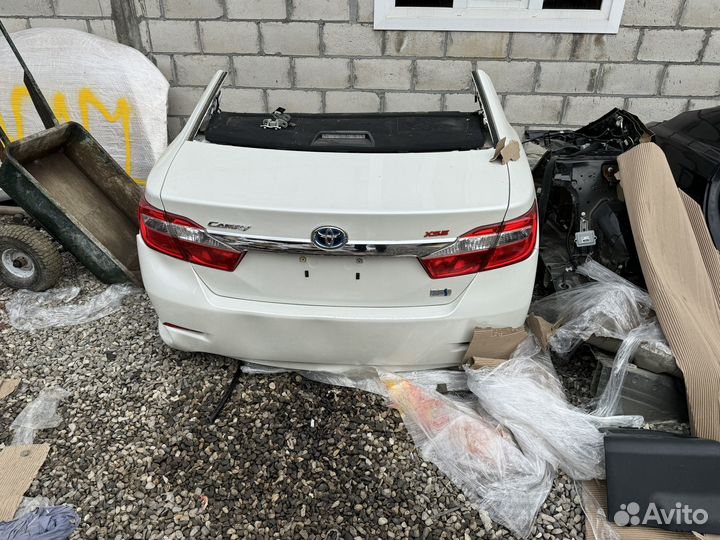 Задняя часть кузова Toyota camry v50