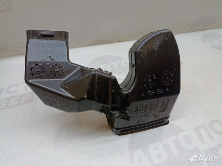 Воздуховод салона Porsche Cayenne 957 M48.01 2007