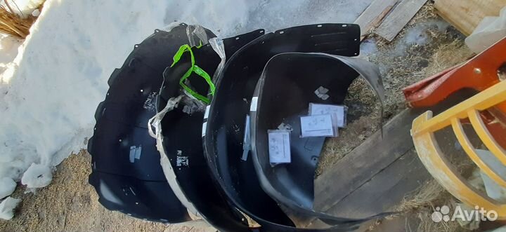 Подкрылки Mitsubishi pajero sport 3G